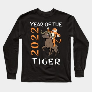 Tiger riding buffalo - 2022 Year of the tiger Long Sleeve T-Shirt